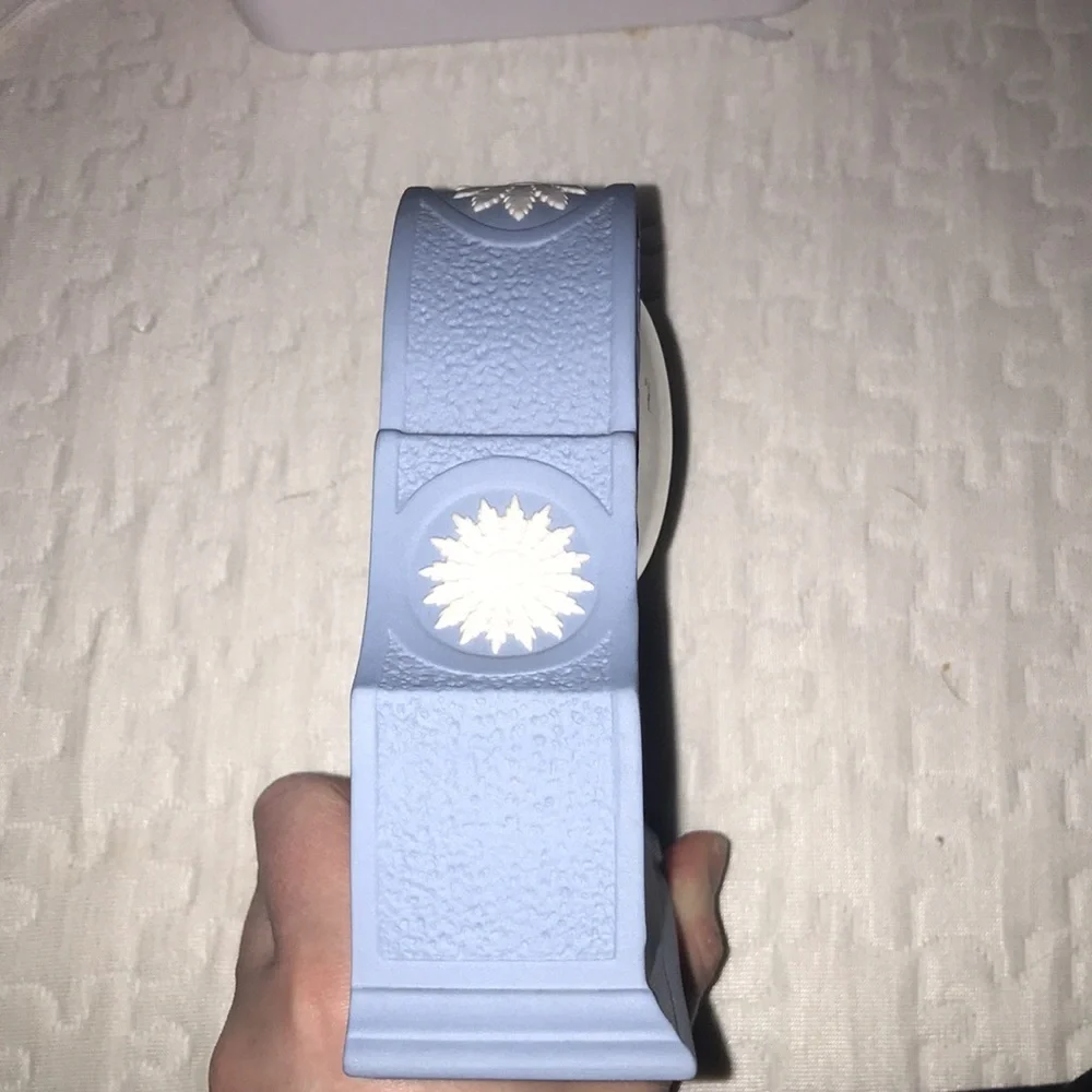 Wedgwood Blue Jasperware Desk/Shelf/Mantle Clock